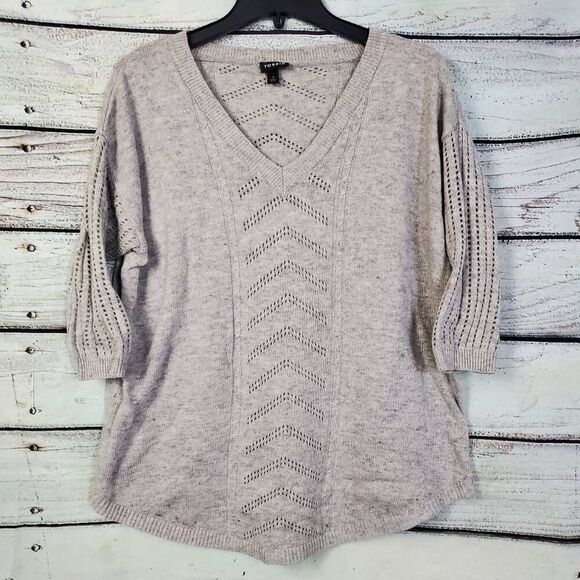 Torrid Size 1 (1X) Light Gray Open Knit V-Neck Sweater 3/4 Sleeve Hi-Lo Hem Pull - Picture 1 of 6